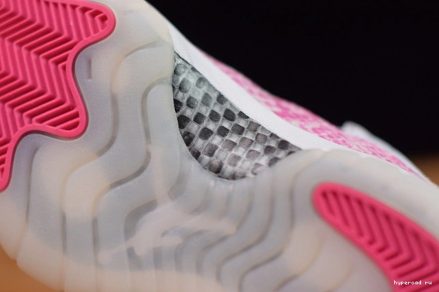 Pink Air Snakeskin Jordan AH7860-106 WMNS Low 11 0730
